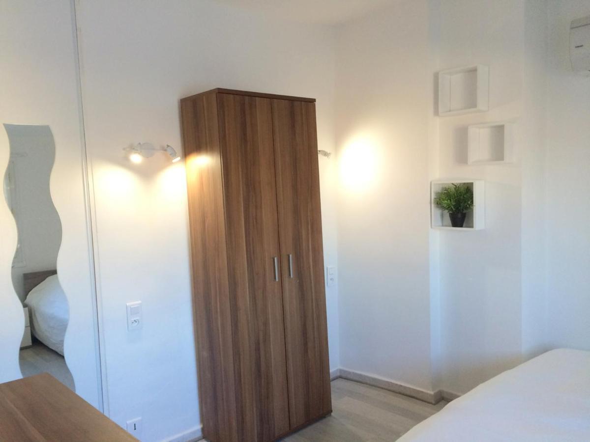 T2bis Intramuros Avignon, refait à neuf Appartamento Esterno foto