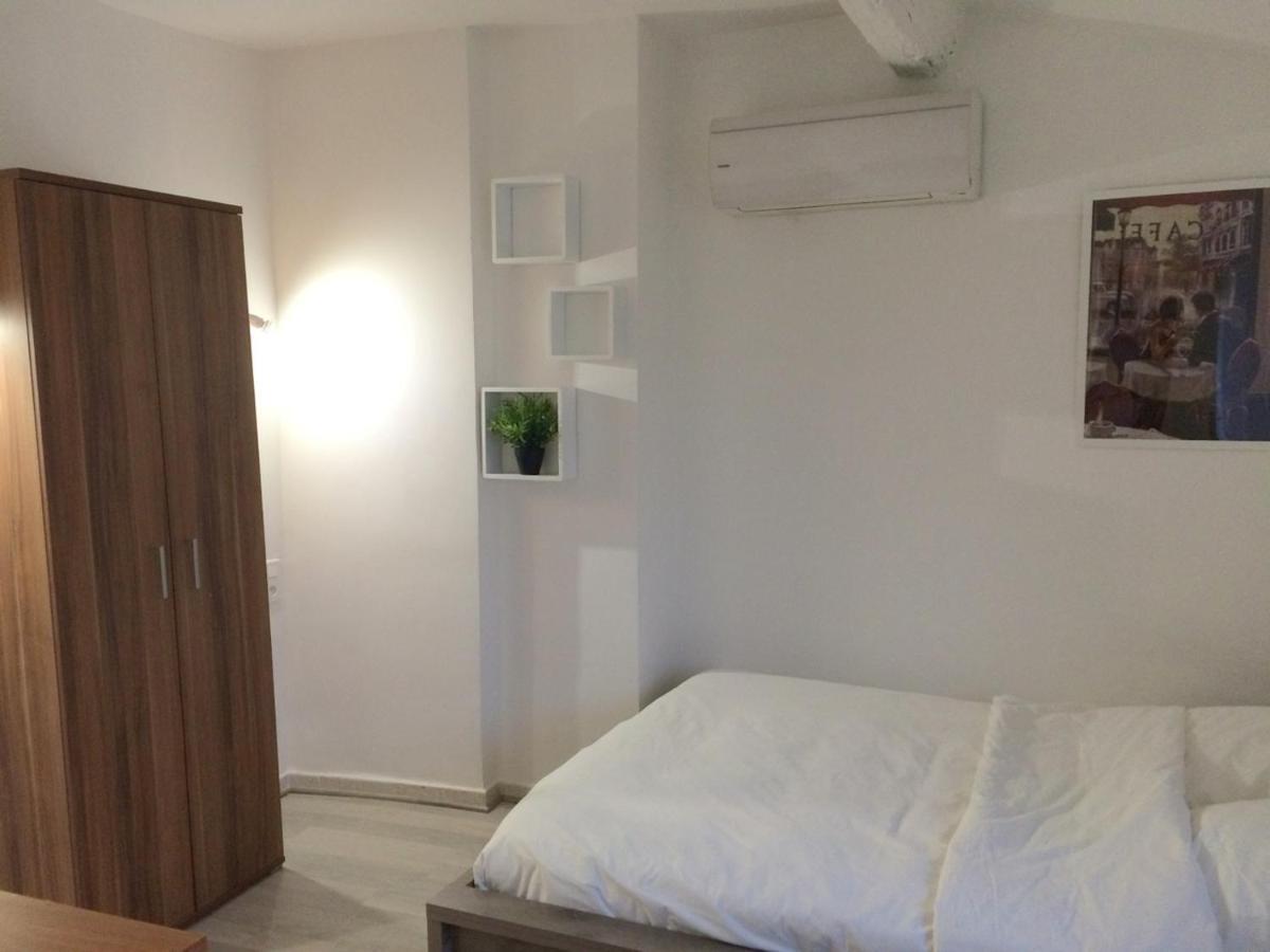 T2bis Intramuros Avignon, refait à neuf Appartamento Esterno foto